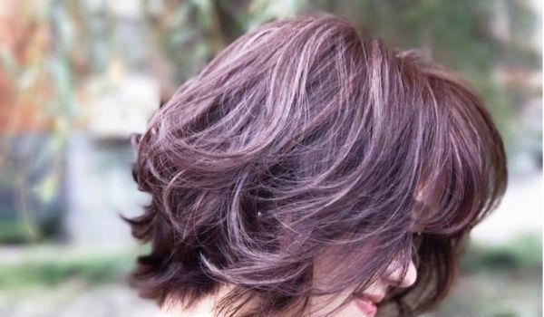漂色对头发有什么危害 漂发和染发哪个伤害大