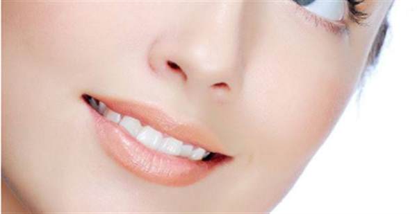 牙齿美白对身体会产生哪些危害