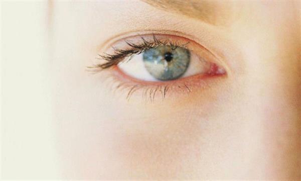 眼袋抽脂手术特点是什么