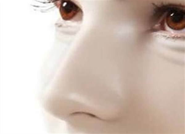 透明质酸隆鼻子安全有效吗