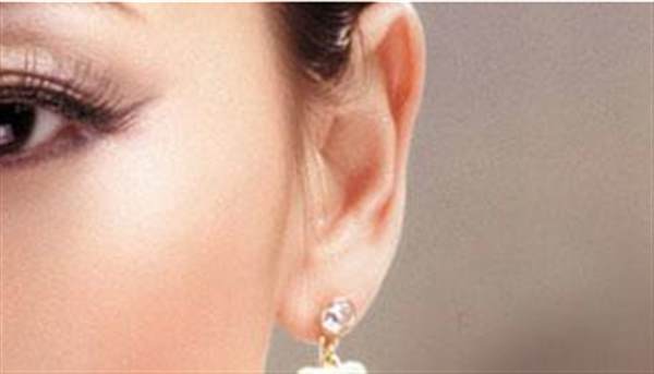耳廓再造术主要使用哪些方法 